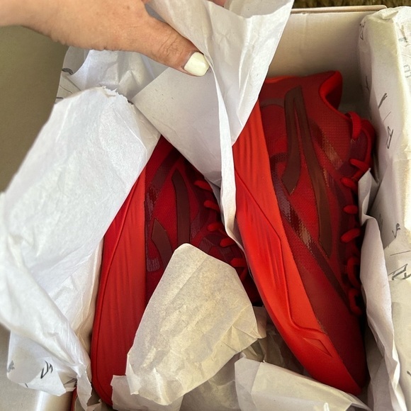 NIB Puma Stewie 2 Basketball Shoe
Ruby Urban Red-Intense Red Ladies 8 - Picture 12 of 13